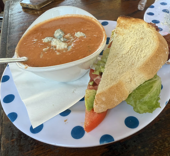 Photo Bay Breeze Cafe - 22