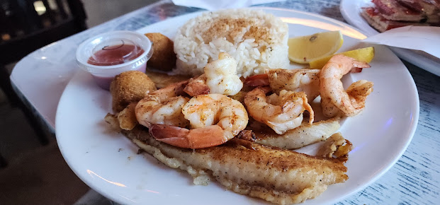 Photo Bayou Cafe Vidor - 11