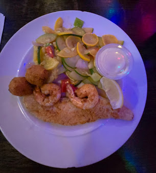 Photo Bayou Cafe Vidor - 27