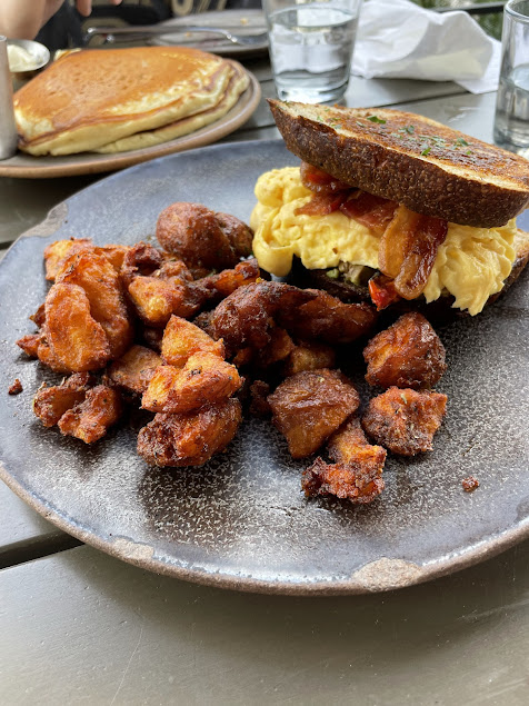 Photo Bearcat Cafe Uptown - 18