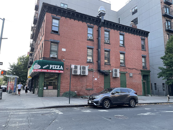Photo Bedstuy Mikes Pizza - 17