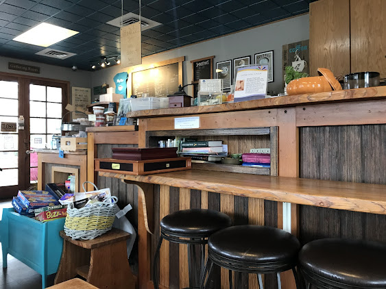 Photo Bell Whistle Coffee House - 12