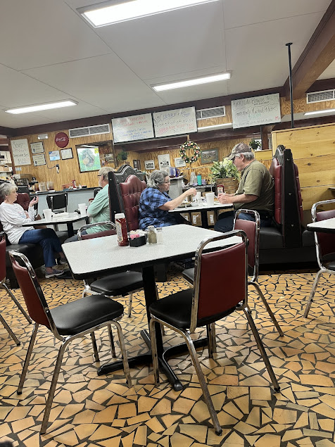 Photo Bells Drive In Restaurant - 6