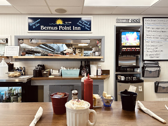 Photo Bemus Point Inn Restaurant - 7
