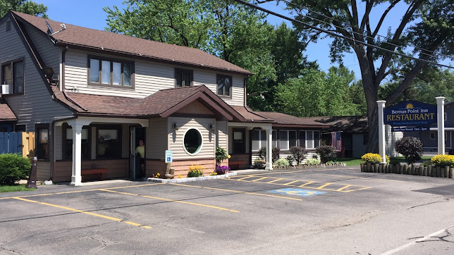 Photo Bemus Point Inn Restaurant - 17
