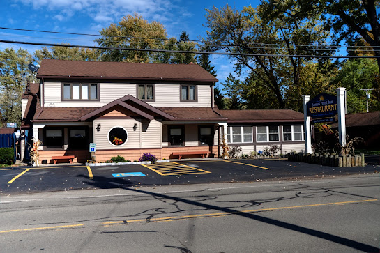 Photo Bemus Point Inn Restaurant - 24