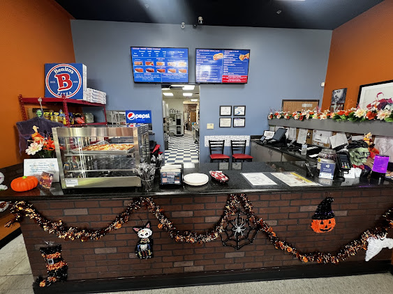 Photo Benitos Pizza South Lyon - 13