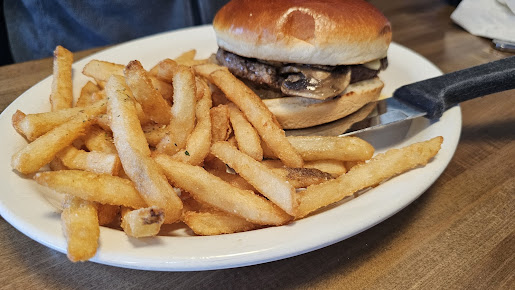 Photo Benjamins Restaurant - 26