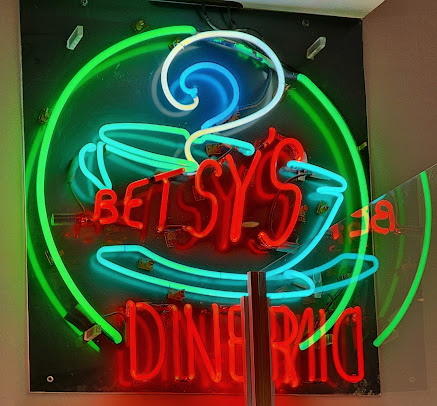 Photo Betsys Diner - 17