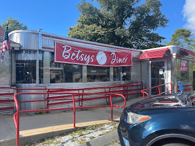 Photo Betsys Diner - 23