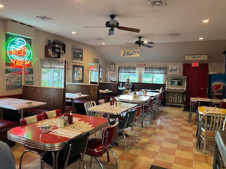 Photo Betsys Diner - 28