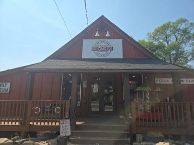 Photo Big Reds Colbert Trading Company - 20