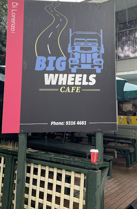 Photo Big Wheels Cafe - 8