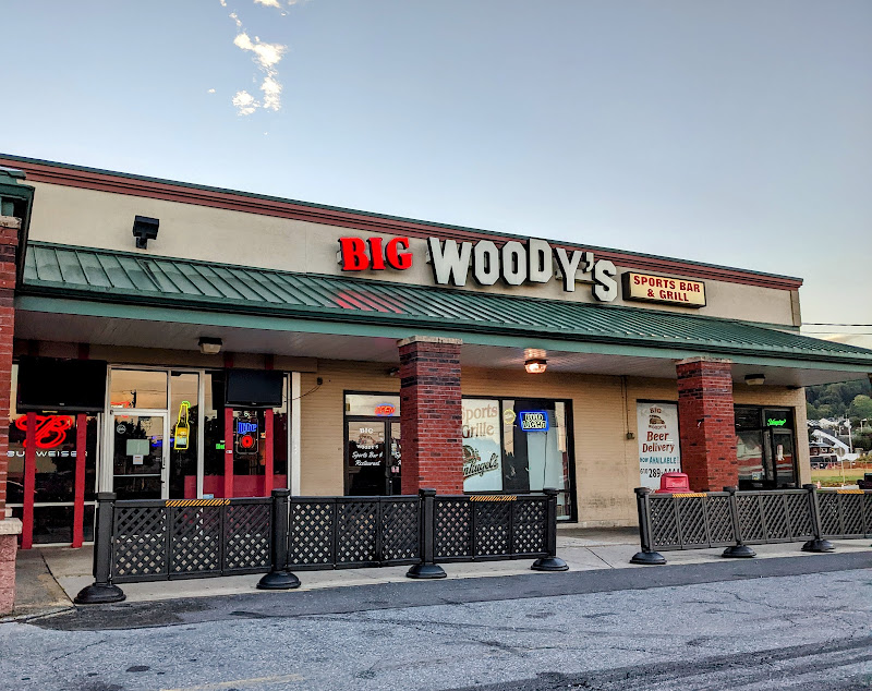 Big Woodys Sports Bar Restaurant