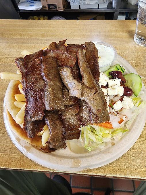 Photo Bills Gyro Souvlaki - 24