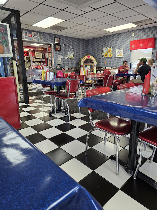 Photo Billy Bobs Dairy Land - 25