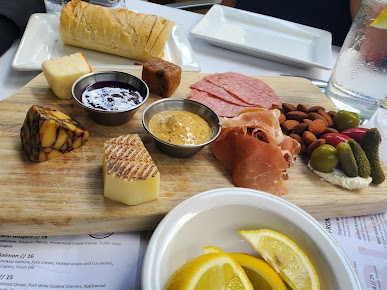 Photo Bin 77 Bistro Sidebar - 13