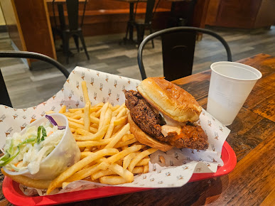 Photo Binge Hot Chicken - 19