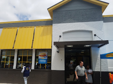 Photo Biscuitville - 16