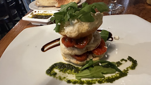 Photo Bistro 555 - 12