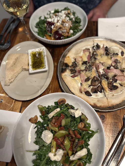 Photo Bistro 555 - 13