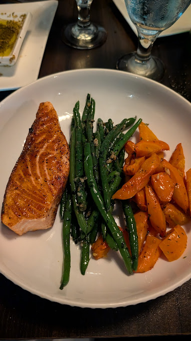 Photo Bistro 555 - 23