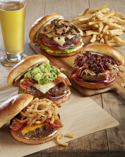 Photo Bj's Restaurant & Brewhouse - 18