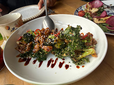 Photo Bloom Plant Based Kitchen - 17