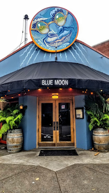 Photo Blue Moon - 10