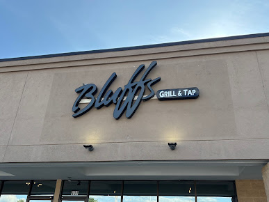 Photo Bluffs Grill And Tap - 18