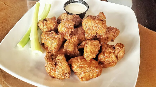 Photo Bluffs Grill And Tap - 21