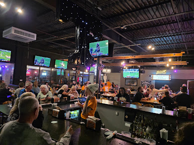 Photo Bluffs Grill And Tap - 27