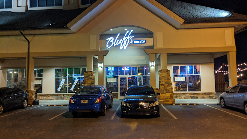 Bluffs Grill And Tap