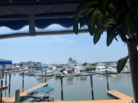 Photo Boathouse Restaurant - 11