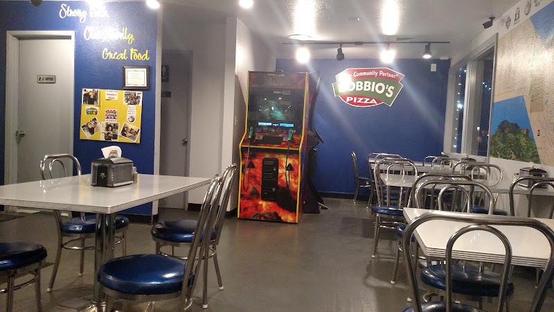 Bobbios Pizza White City