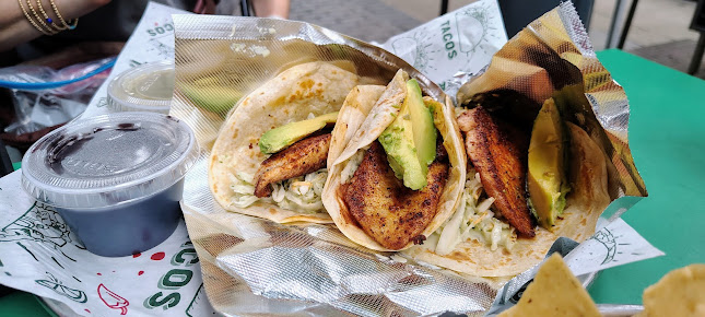 Photo Bodegas Taco Shop - 21