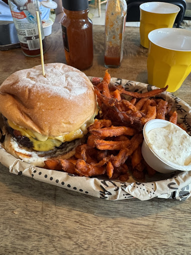 Photo Bonditony's Burger Joint - 15