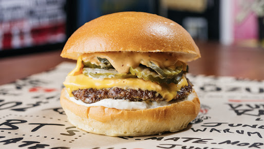 Photo Bonditony's Burger Joint - 21