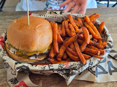 Photo Bonditony's Burger Joint - 26