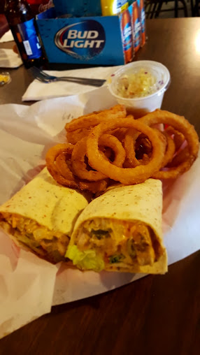 Photo Border Bar Pizza Parlor - 13
