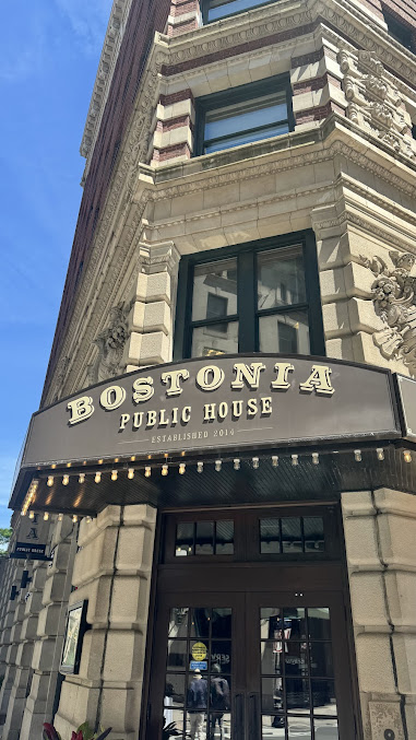 Photo Bostonia Public House - 18