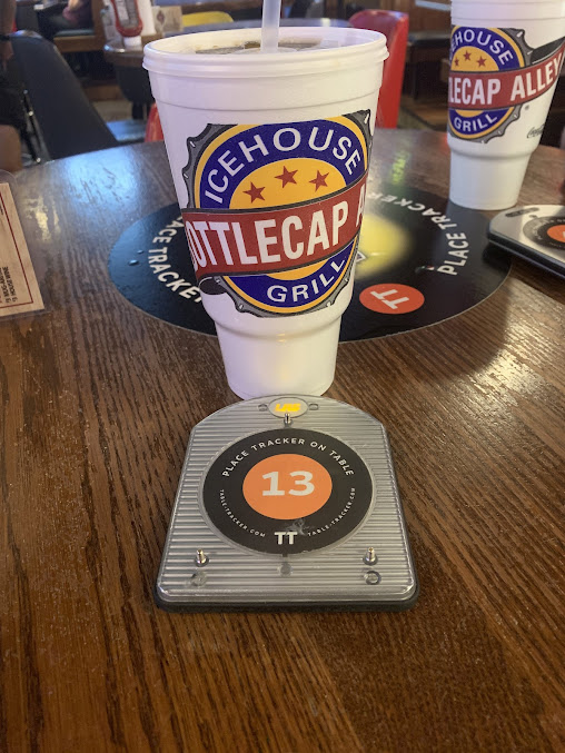 Photo Bottlecap Alley Icehouse Grill - 6