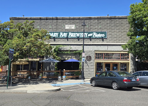 Photo Boundary Bay Brewery Bistro - 15