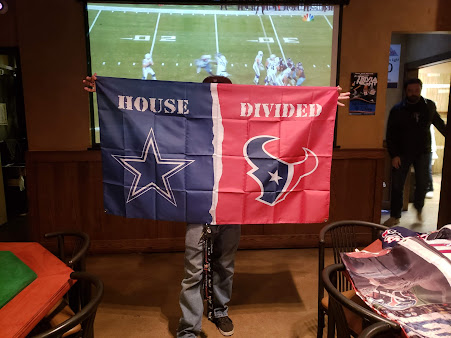Photo Bourbon Street Sports Bar - 4