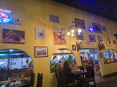 Photo Braceros Downtown - 14