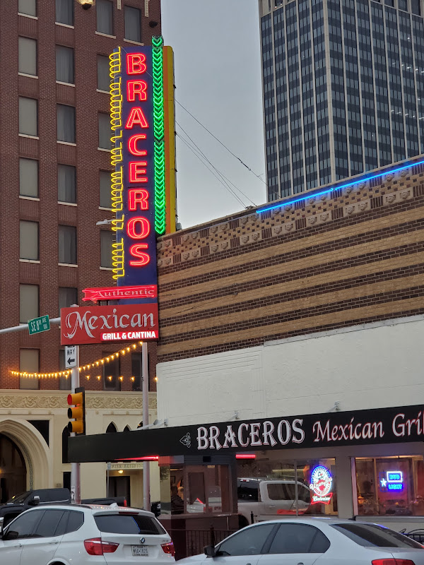 Braceros Downtown