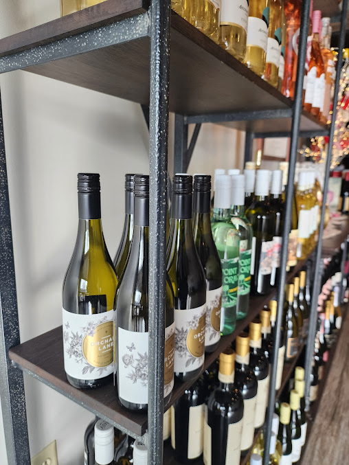 Photo Branches Tasting Room - 13
