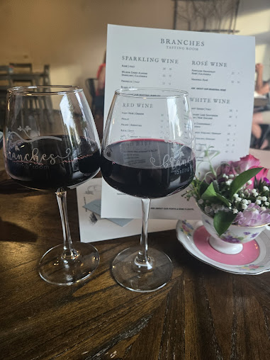 Photo Branches Tasting Room - 18