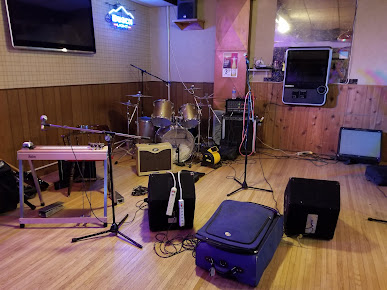 Photo Branding Iron Lanes Lounge - 11