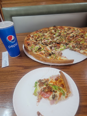 Photo Brattleboro Village Pizza - 7